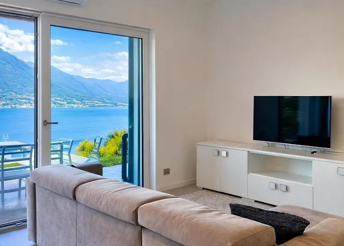 Apartament Bluelow Lakeview House