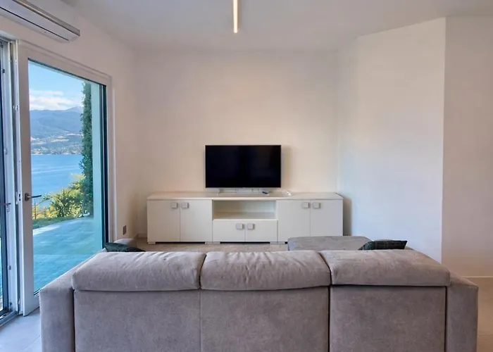 Apartament Bluelow Lakeview House *